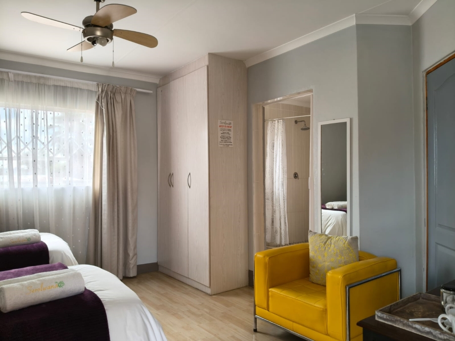 8 Bedroom Property for Sale in Monakato North West